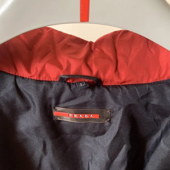 PRADA NYLON RED JACKET - Picture 8 of 11